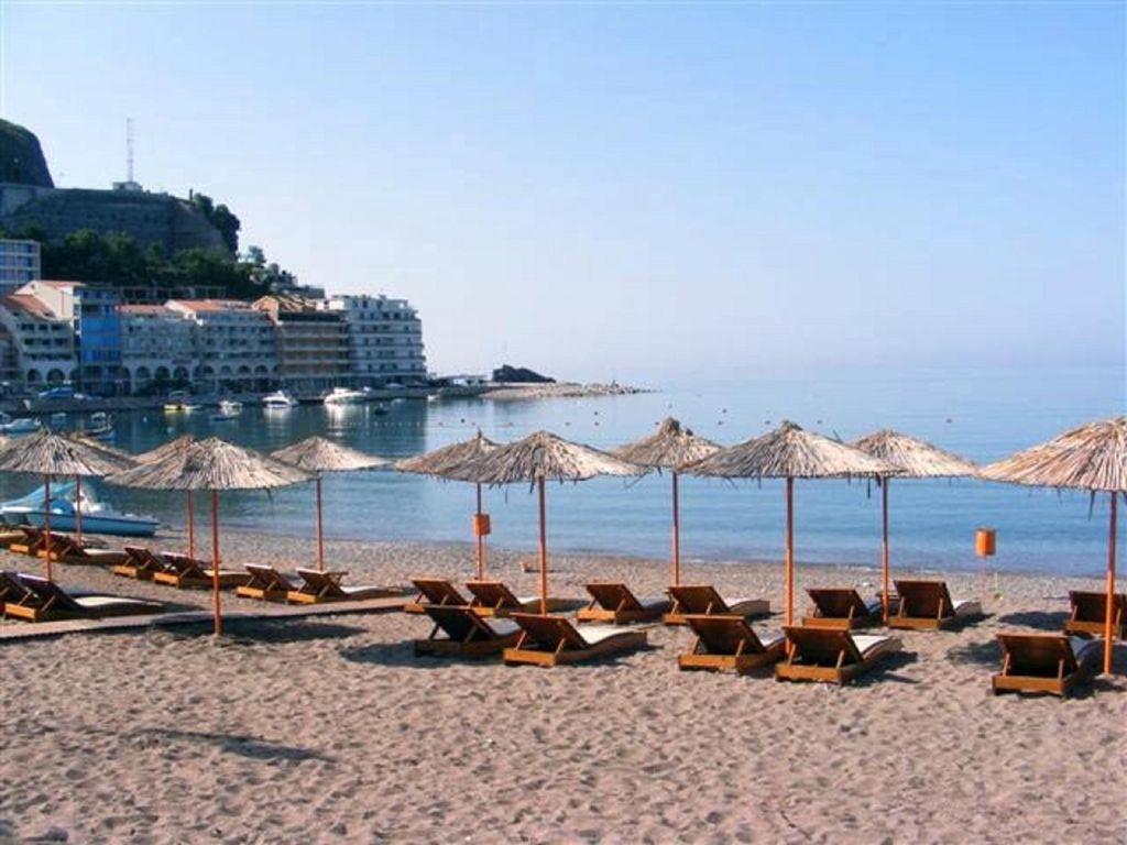 Apartment With Sea View Rafajlovići Eksteriør bilde